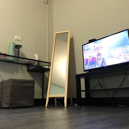 高鐵背包客 Hsr Bnb 桃園民宿 063號 Zhongli Habitación foto